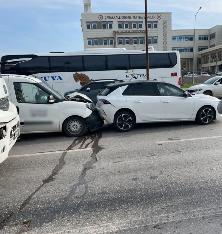 Adliye Kavşağı’nda Yine Kaza